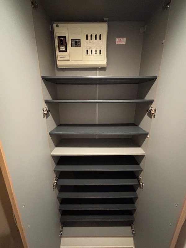 レジディア吉祥寺2階 収納