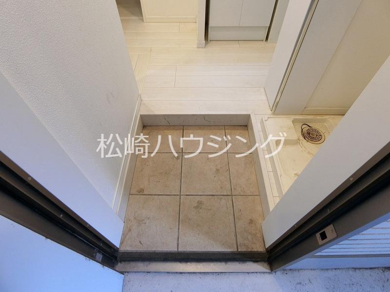 セフィラ西巣鴨 玄関