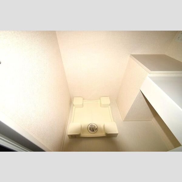 フェリーチェ101号室 室内洗濯機置き場