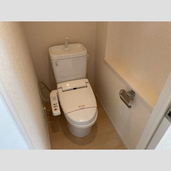 ラグーン舞浜e4号室 温水洗浄暖房便座