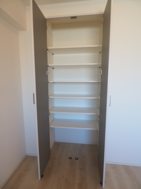 チェスターハウス川口 収納