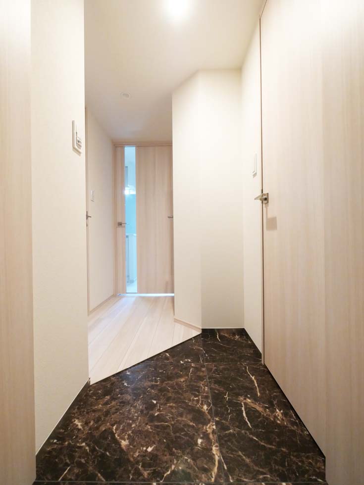 コンポジット渋谷本町3階 内観