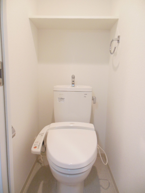グランド・ガーラ新横浜North トイレはウォシュレット付き