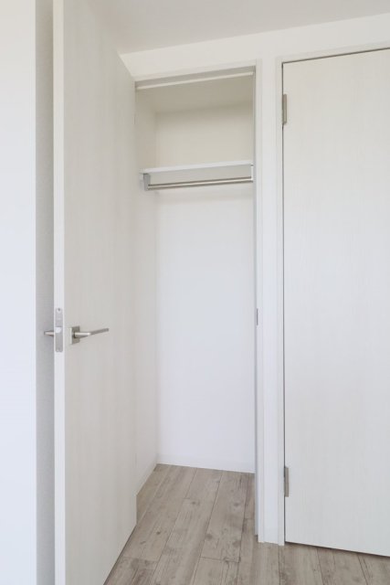 ＧＬＩＣＩＯＮ竹ノ塚5階 クローゼット