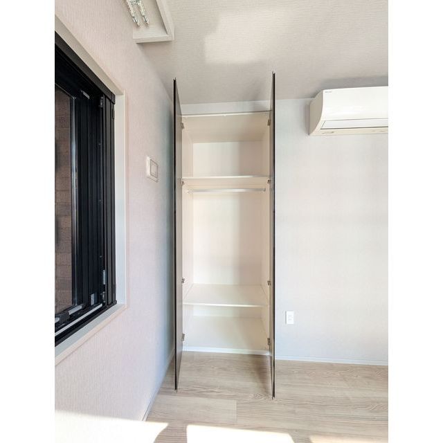 ジオ千代田大手町 洋室約5帖収納　202508撮影