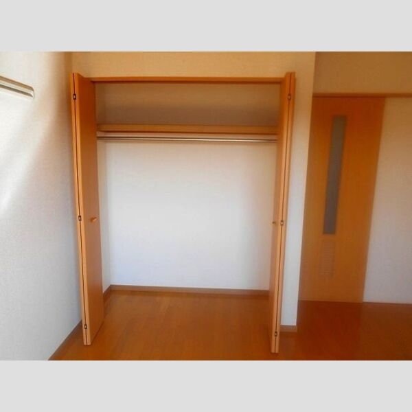 ステラ コート　共同住宅 クローゼット