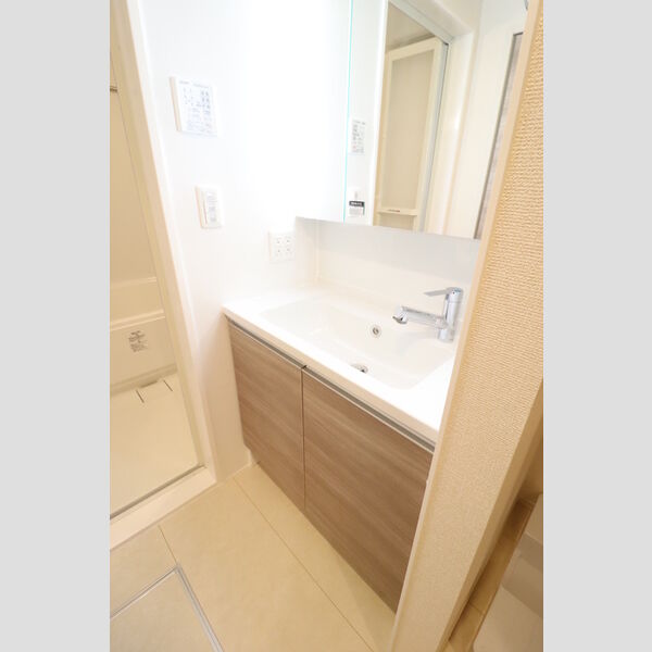 ベリーナ 洗髪洗面化粧台