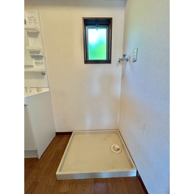 ガーデンハウス鵠沼Ａ棟201号室 室内洗濯機置き場