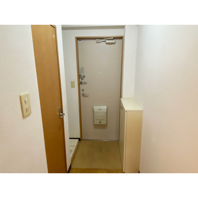 新都心プラザＡ105号室 玄関