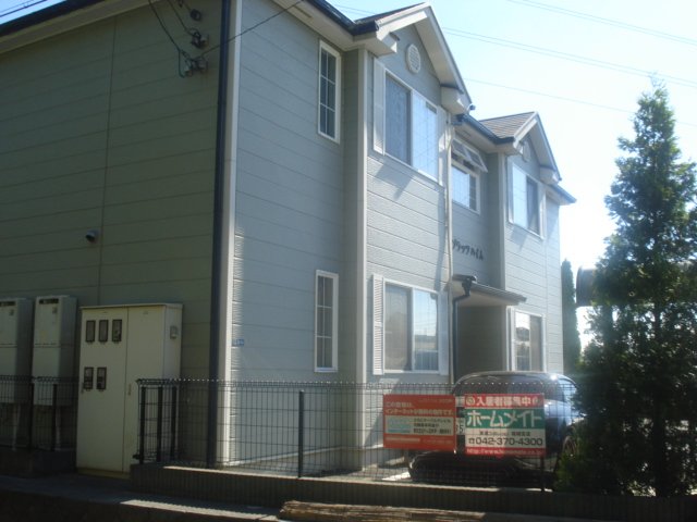 プラッツハイム 外観写真（昼）