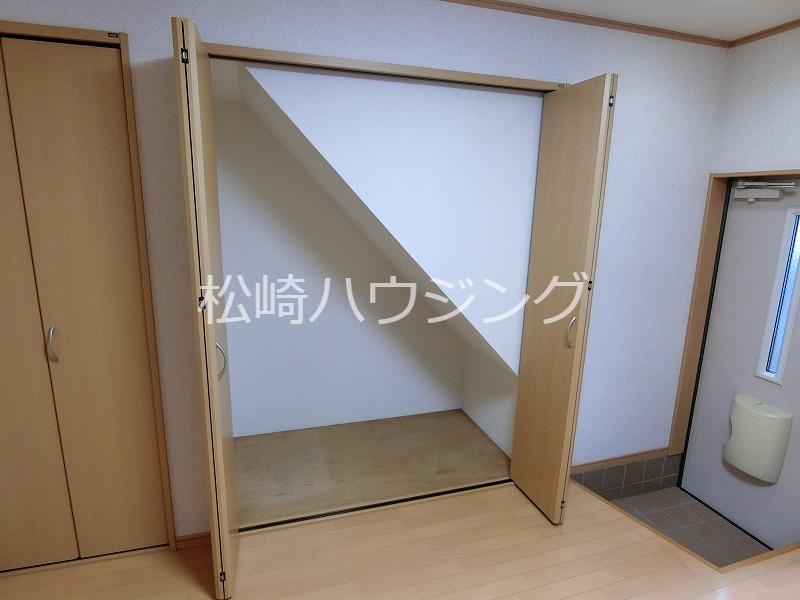 メゾンクレール 収納