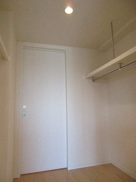 アビティ目黒711号室 Rタイプ2016年12月撮影 同タイプ807号室の写真です。