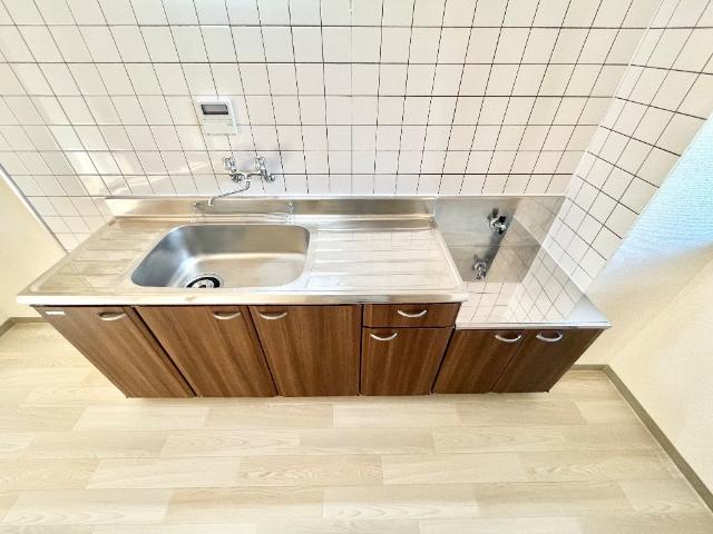 メゾンエクセル203号室 キッチン（イメージ）