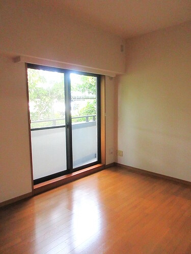 シエルグランデふなばし海神1階 洋室約５．２畳