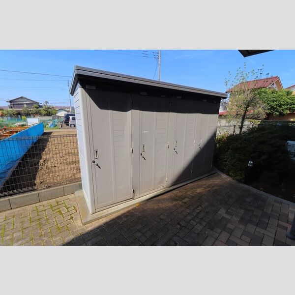 リビングタウン大宮西　A102号室 室外物置