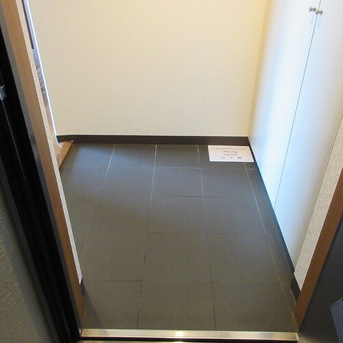 サーパス茅ヶ崎第２ 玄関