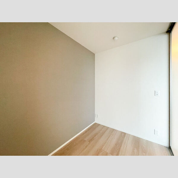 セレスティア白鳥208号室 洋室