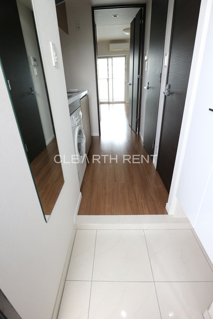 コンシェリア豊洲 ＭＡＳＴＥＲ’Ｓ ＶＩＬＬＡ 人感センサー照明付き玄関