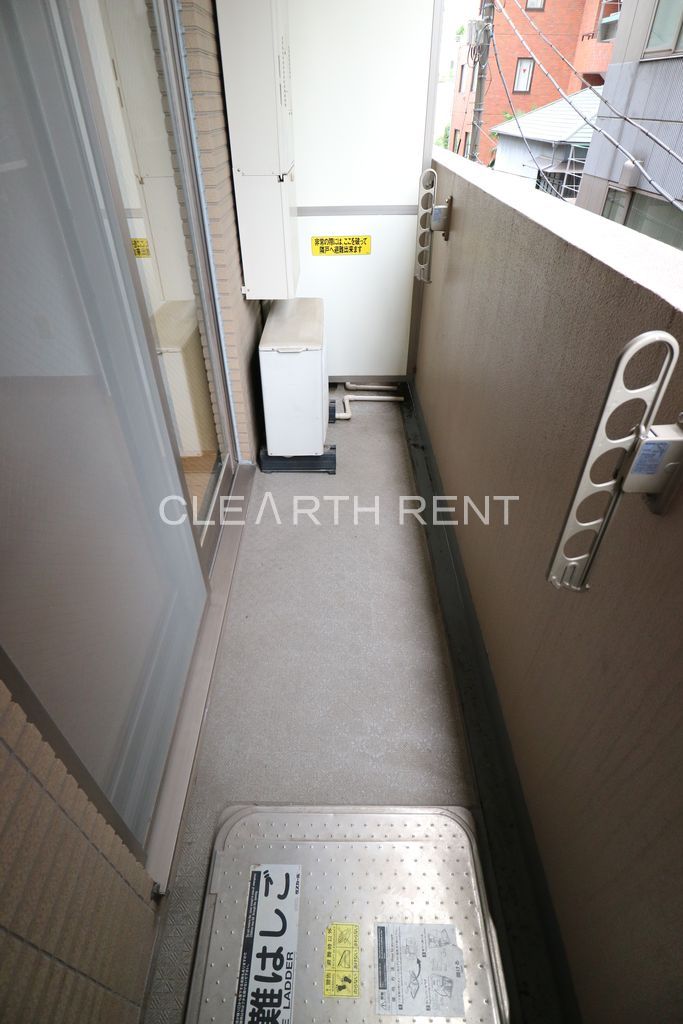 パレステュディオ渋谷ＥＡＳＴ 暖かな日差しのふりそそぐバルコニー