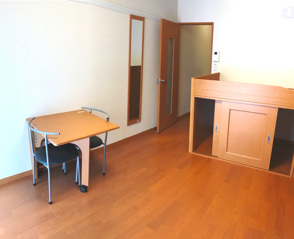 レオパレス今泉109号室 リビング