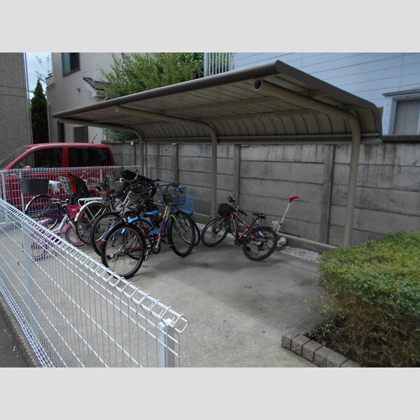 シャルメゾン　A棟 駐輪場