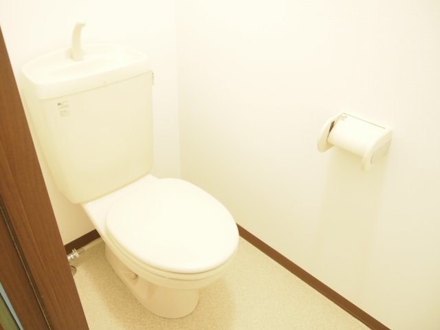 スカイハイツⅠ0203号室 トイレ
