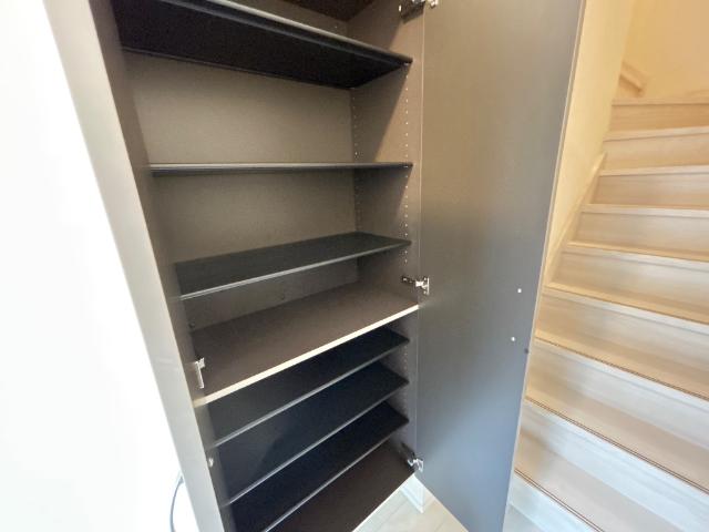 パレス北野202号室 収納