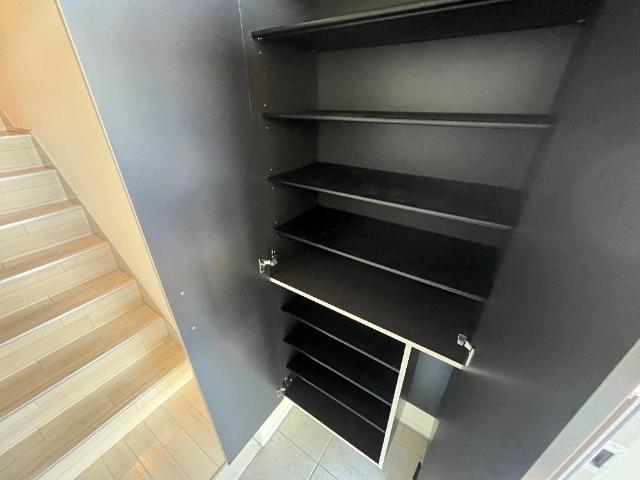 ローズ・ヴェルジュ 収納