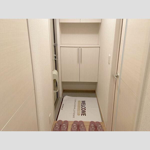 ポラリス　B棟102号室 玄関