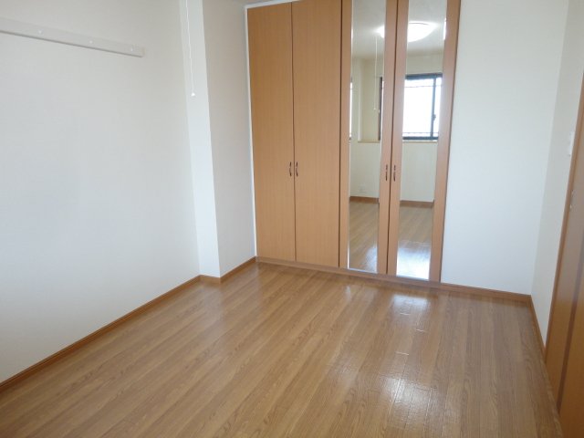 ＴＩＡＲＡ（ティアラ）306号室 洋室６帖