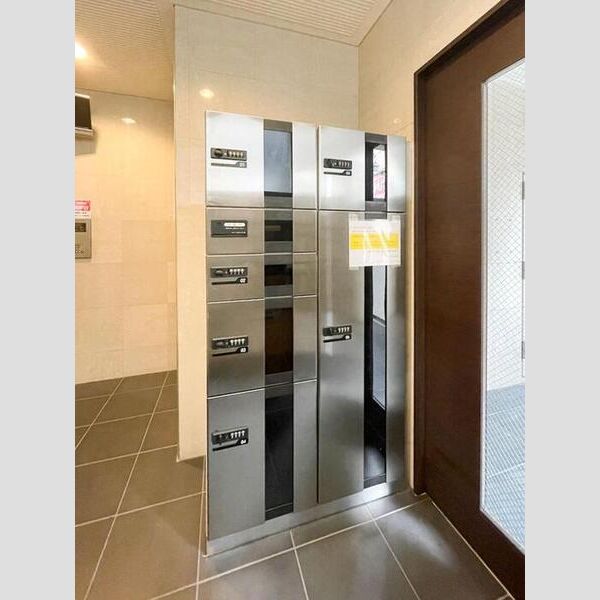 ラ・セネシオ702号室 周辺