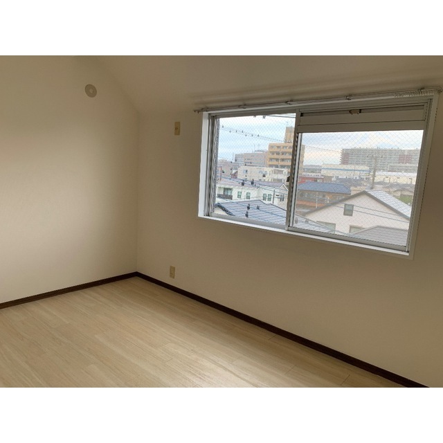 アメニティー木部406号室 内観