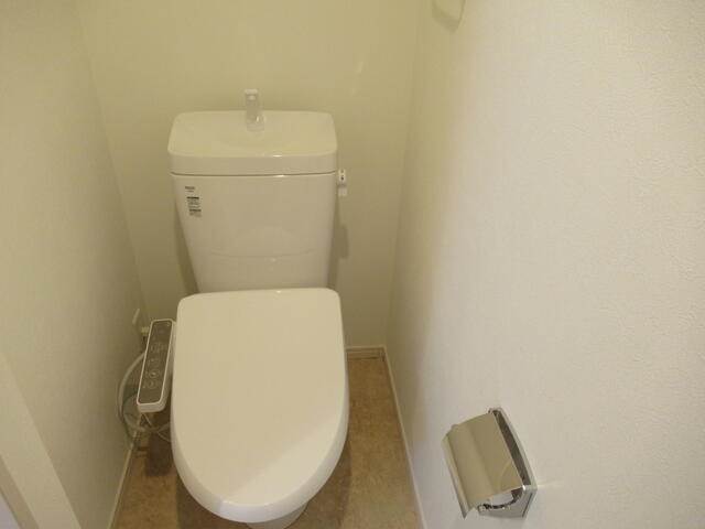 ラ セーヌ上中里 トイレ