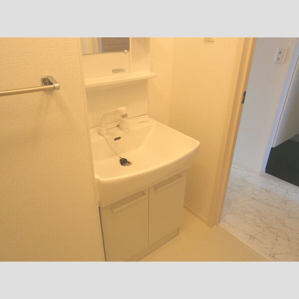 ロイヤルレジデンス 洗髪洗面化粧台