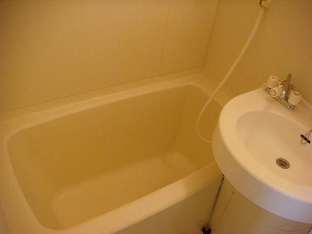 千歳プラザ703号室 ※参考写真（反転）