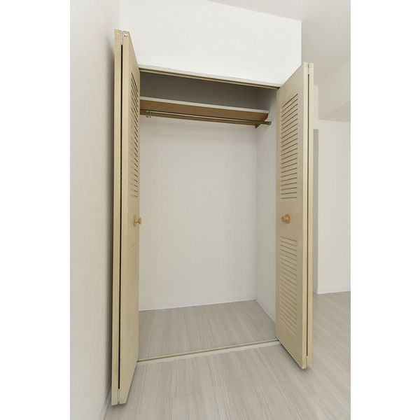 メゾン・ド・エスティーム 収納