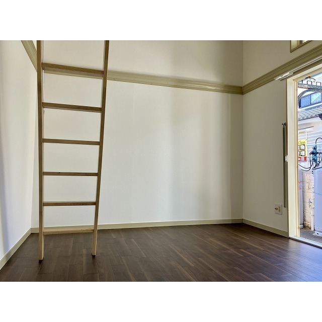 スカイソラーレ 洋室