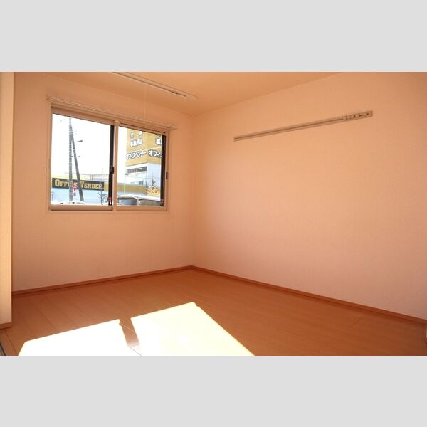 サンハイツ101号室 洋室(6帖)