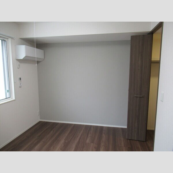 N・D-ROOM IIDACHOU　A棟105号室 洋室