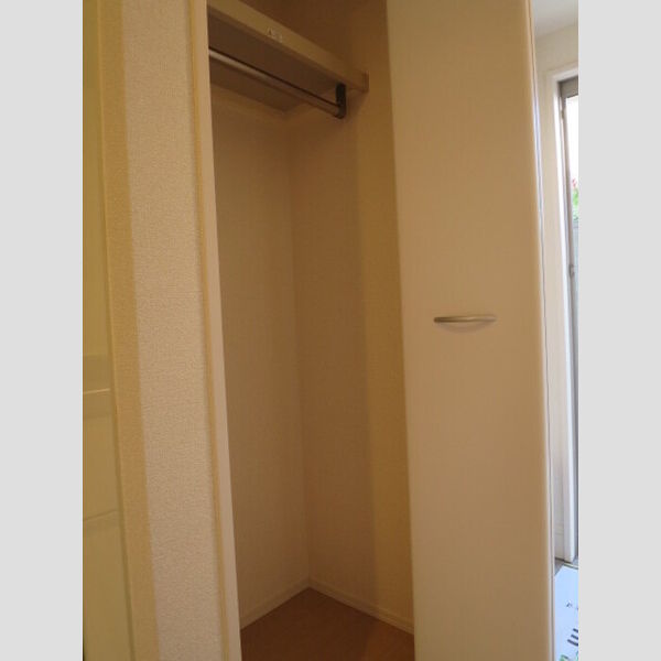 ウィット八柱101号室 玄関収納