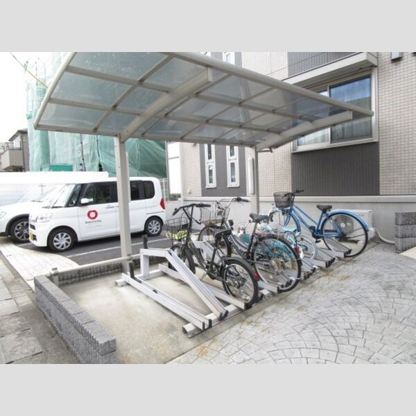 パラディーゾ 駐輪場