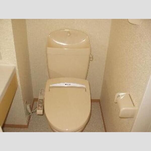 ソレアード201号室 温水洗浄便座