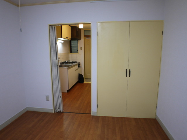 サンシティ１0202号室 7帖洋室