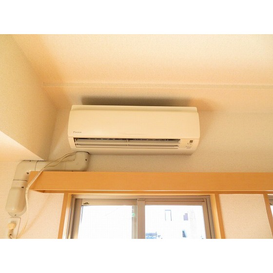 ロイヤルヒルズ浦和0305号室 エアコン