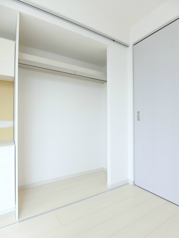 リブリ・クレスト川崎 収納