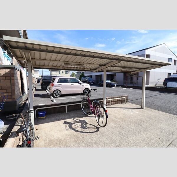 ロイヤルガーデン KIRINOKI 駐輪場