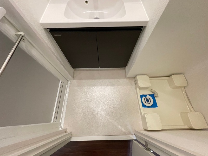 TFレジデンス川崎殿町WEST1階 室内洗濯機置場