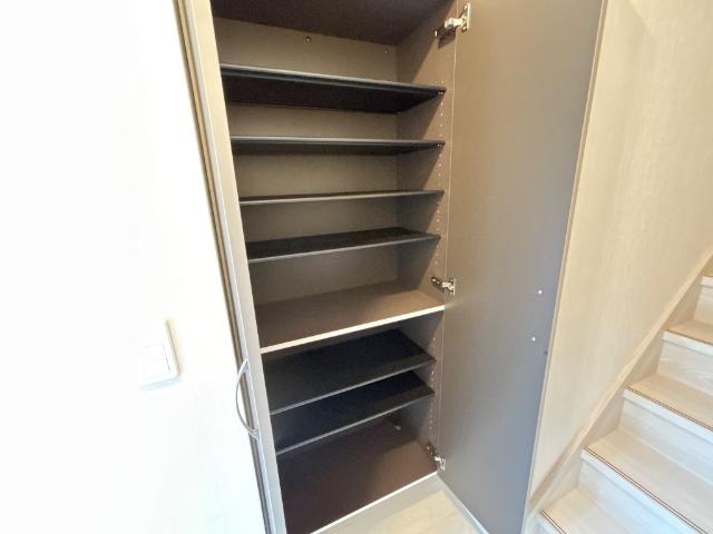 パレス北野205号室 収納