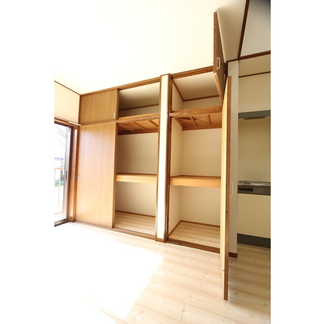 ハイツ中田 内観