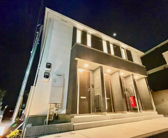 ベルウッド　Ⅱ 外観写真（夜）